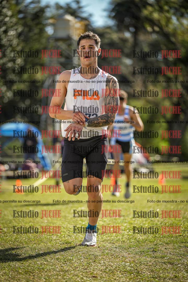 Fotos de la llegada del cross de 8000 m