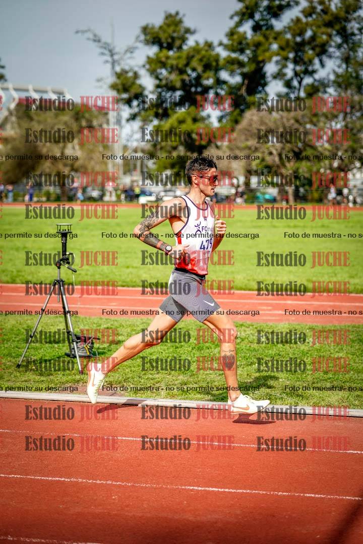 Fotos de los 3000 m llanos de varones