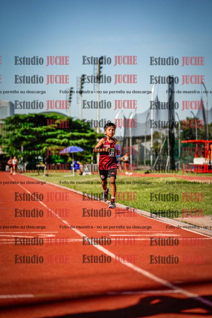 Fotos de los 1000 m llanos de varones