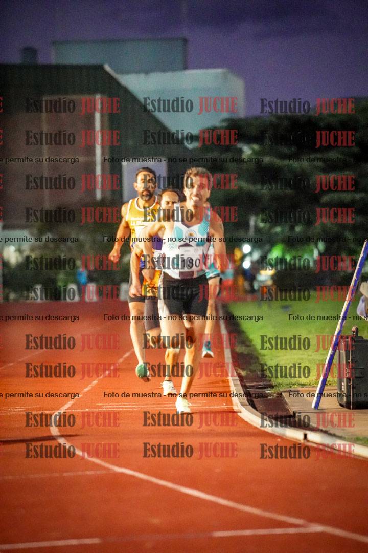 Fotos de los 1500 m llanos de varones