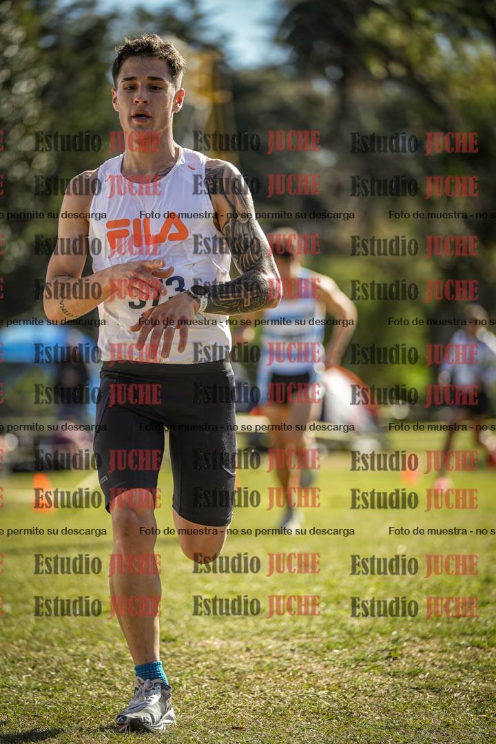 Fotos de la llegada del cross de 8000 m