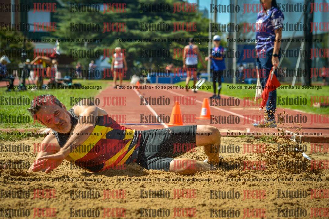 Fotos del salto en largo de varones - decatlón 2