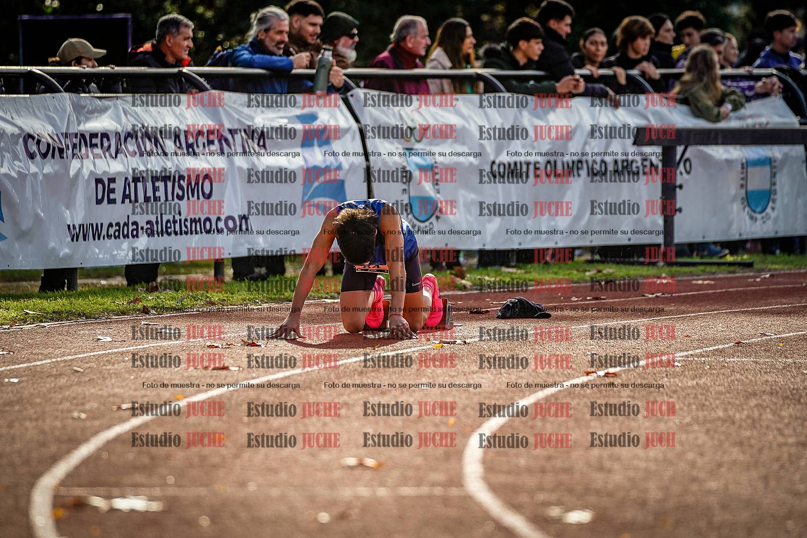 Fotos de los 400 m con vallas de varones
