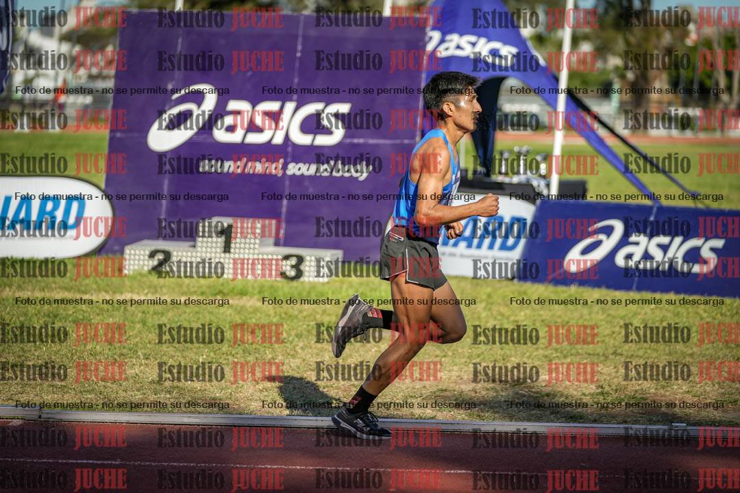 Fotos de los 5000 m llanos de varones