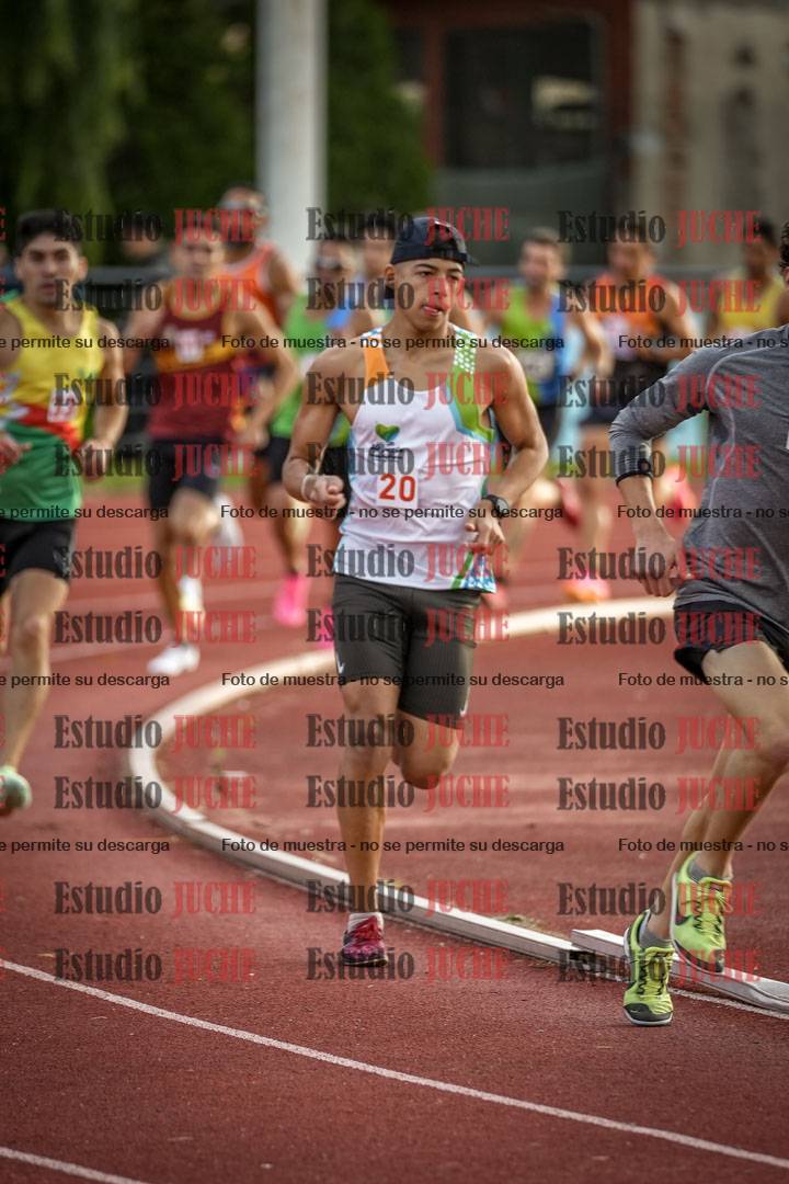 Fotos de los 1500 m llanos de varones