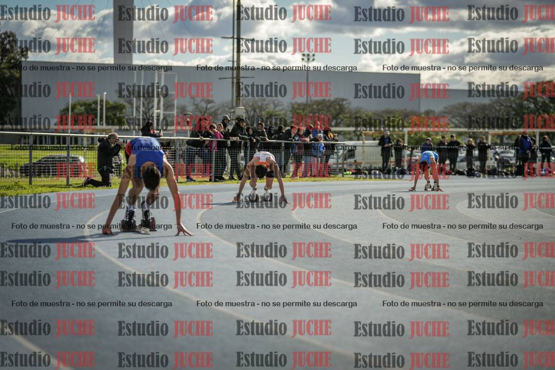 Fotos de las postas 4x400 m llanos de varones