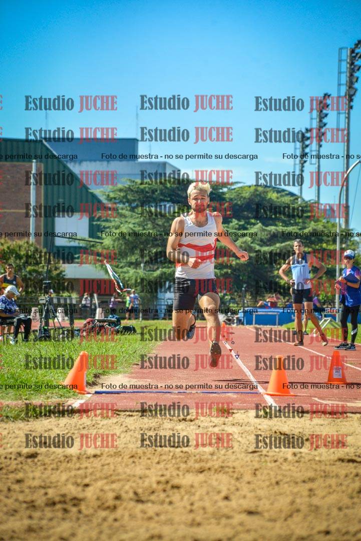 Fotos del salto en largo de varones - decatlón 2