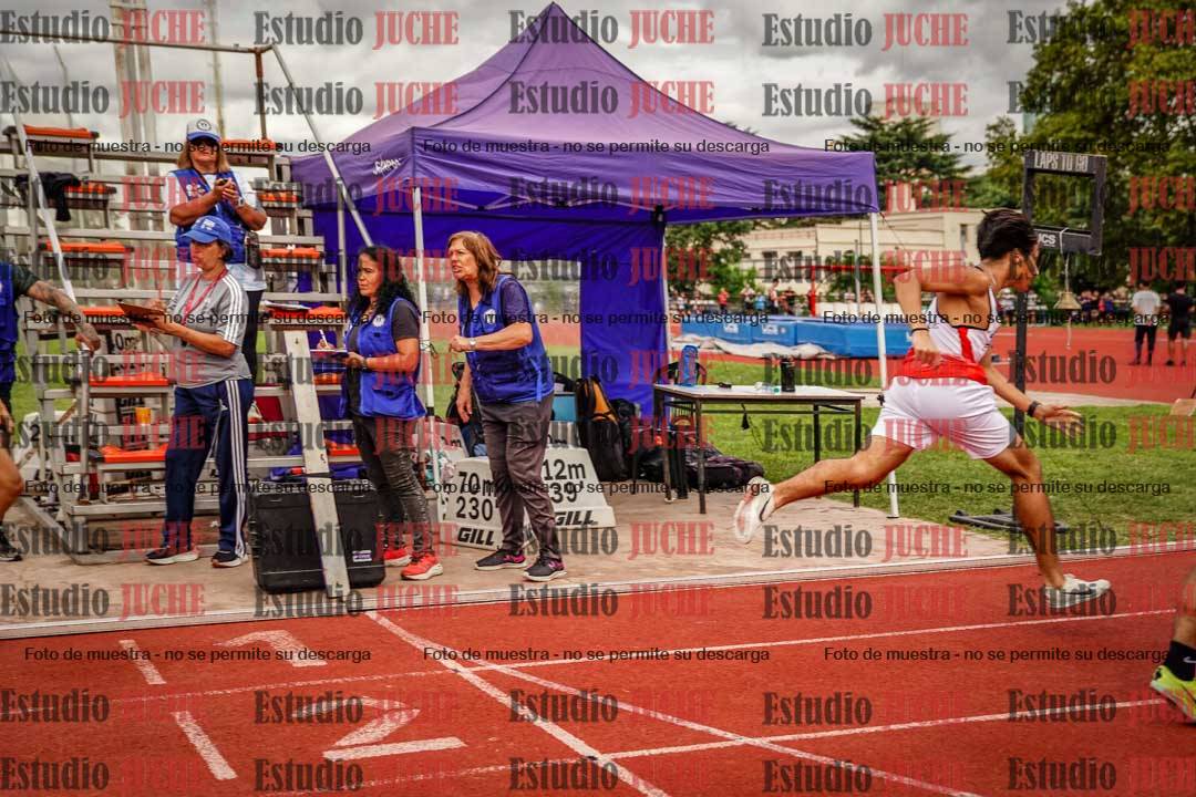 Fotos de los 800 m de varones