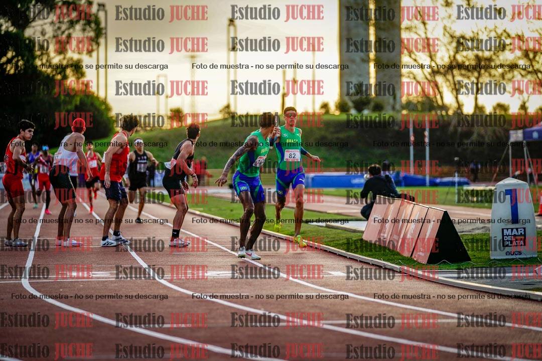 Fotos de los relevos 4x400 m de varones