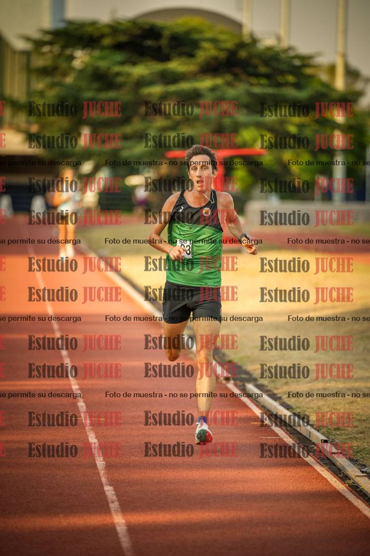 Fotos de los 5000 m llanos de mujeres y varones