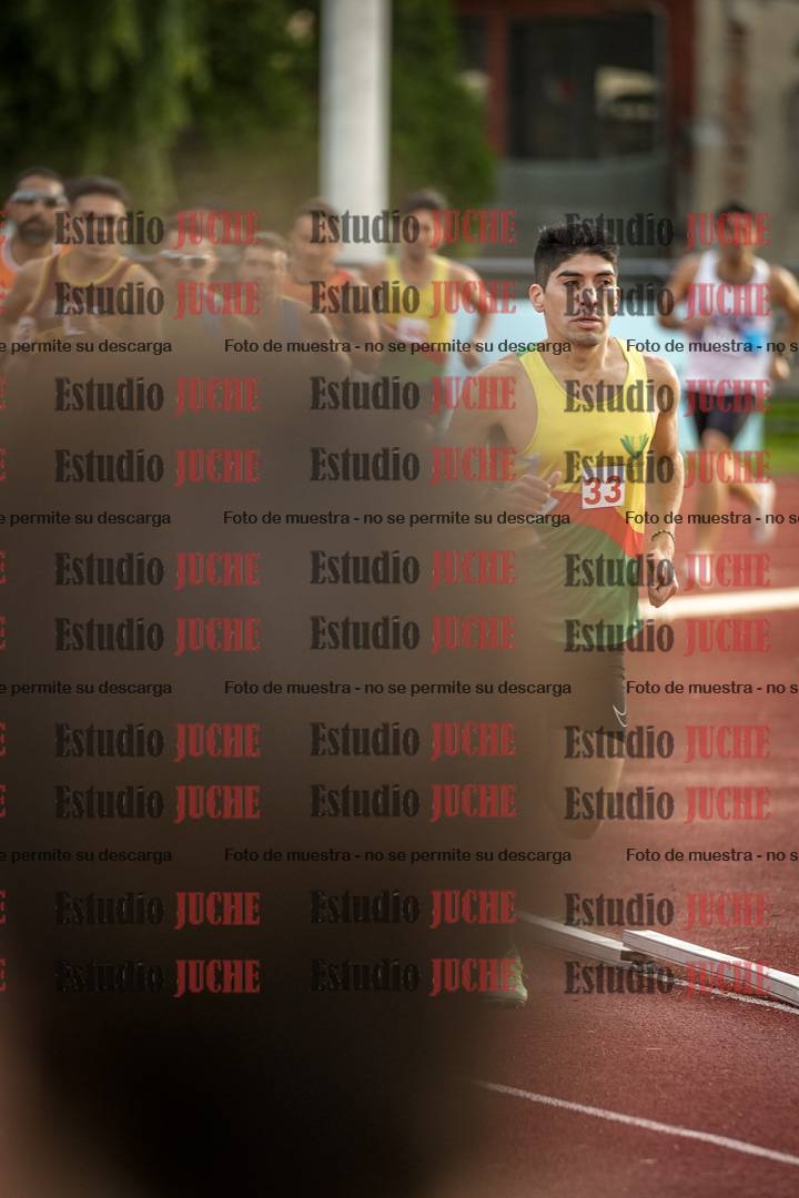 Fotos de los 1500 m llanos de varones