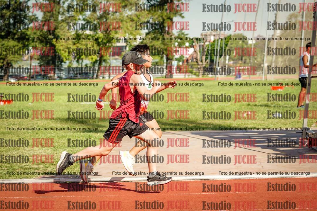 Fotos de los 1000 m llanos de varones