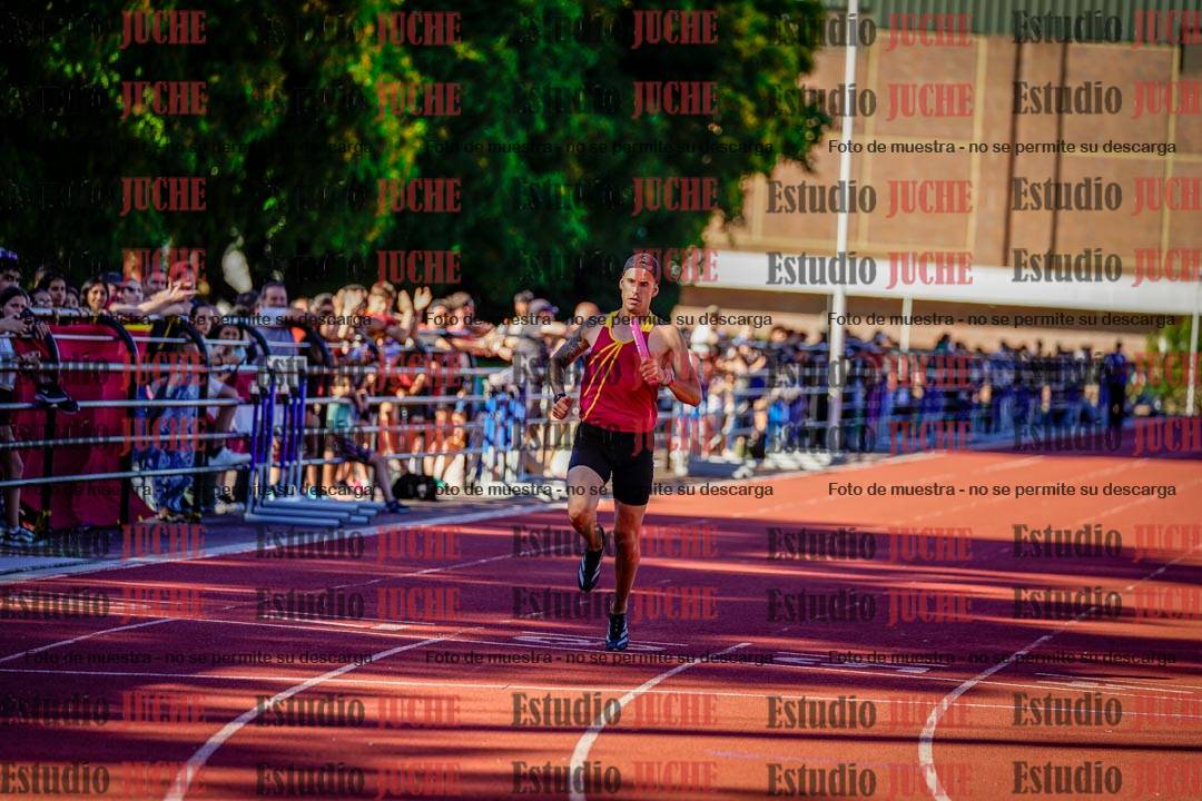 Fotos de las postas 4x100 m de varones
