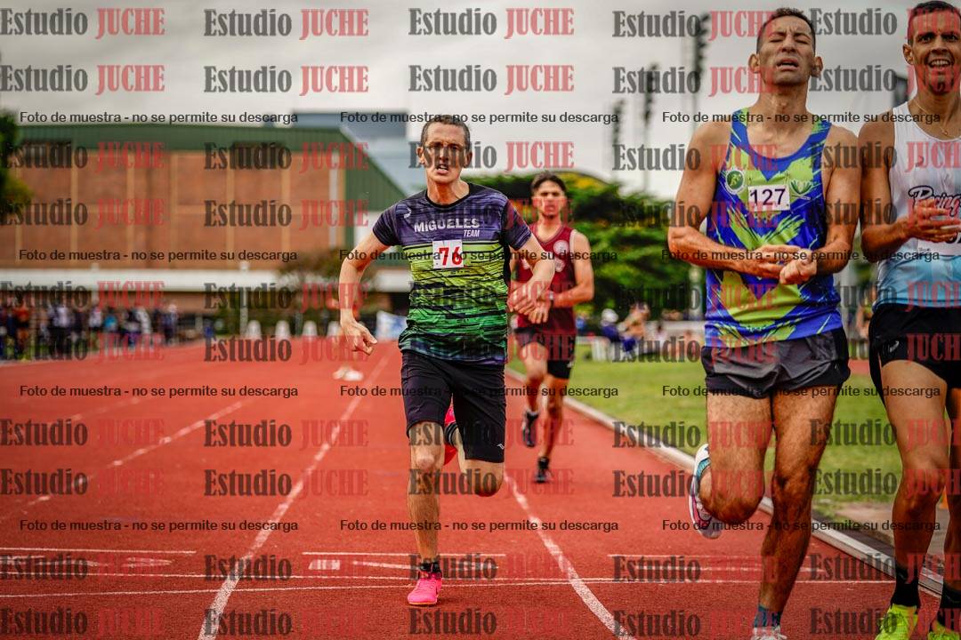 Fotos de los 800 m de varones