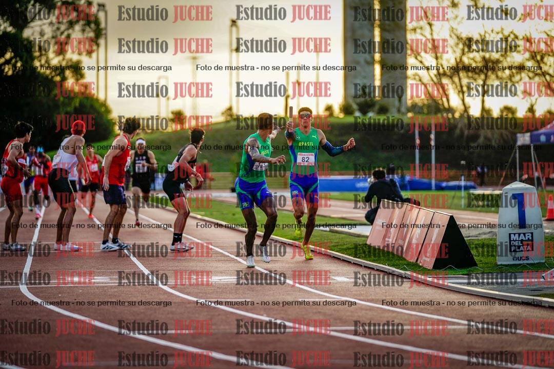 Fotos de los relevos 4x400 m de varones