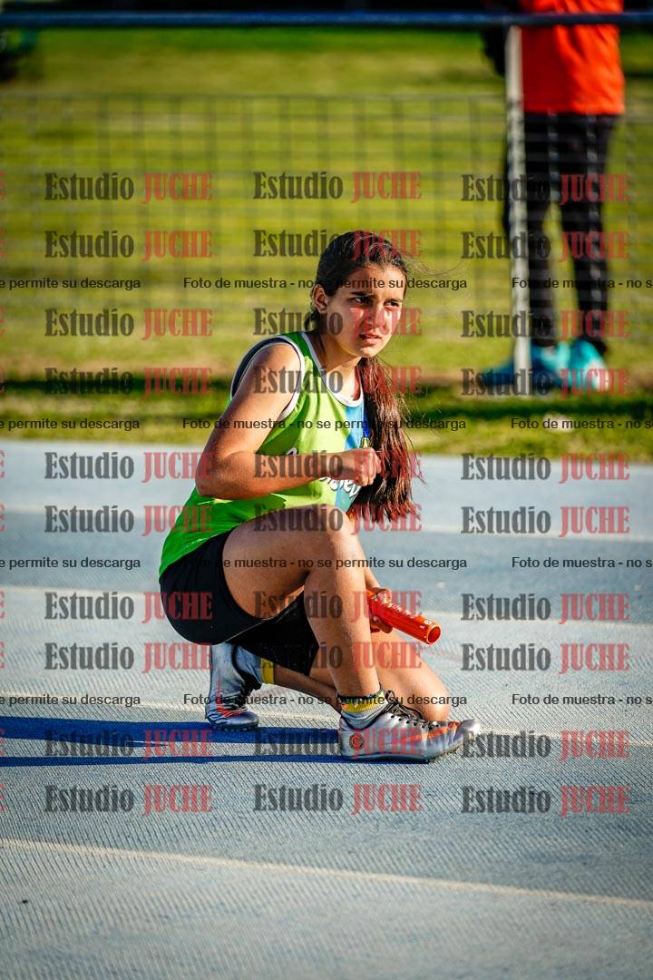 Fotos de las postas 4x100 m llanos de mujeres
