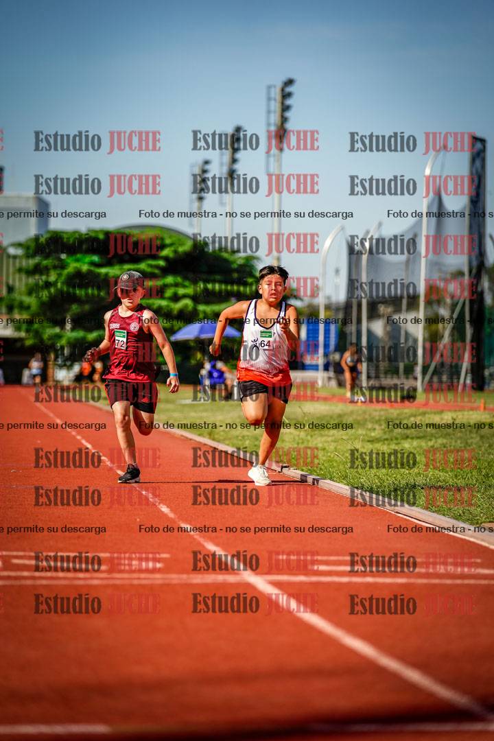 Fotos de los 1000 m llanos de varones