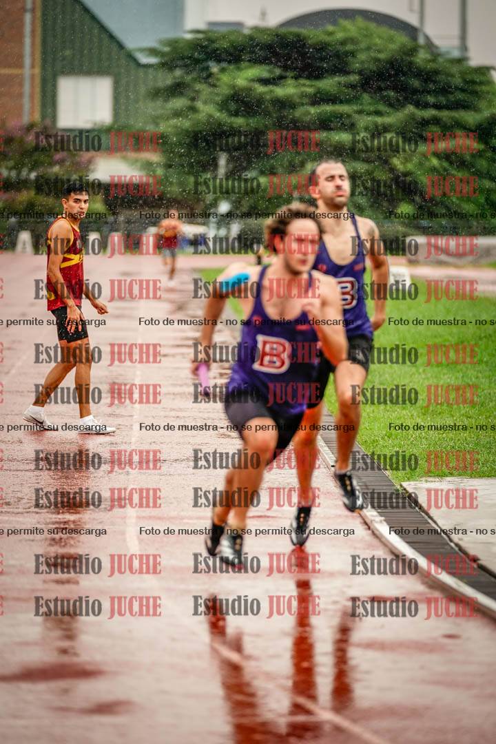 Fotos de las postas 4x400 m de varones