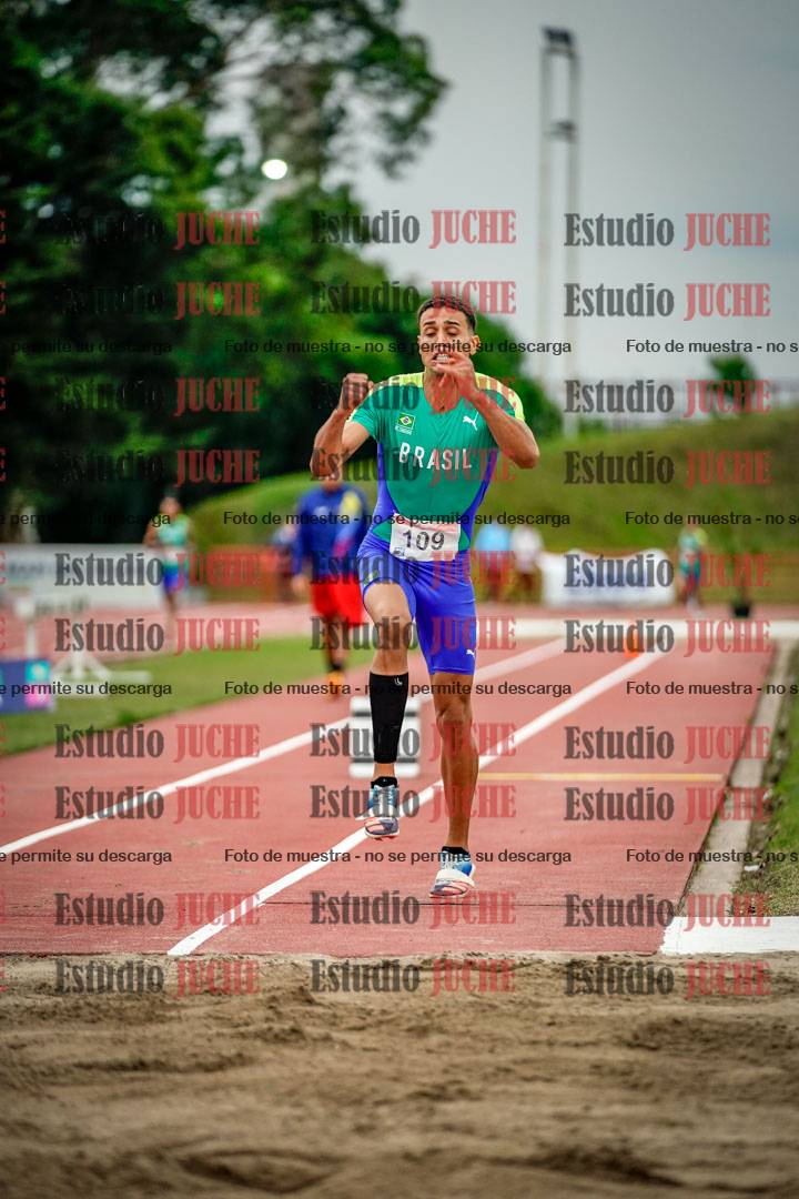 Fotos del salto triple de varones - FINAL