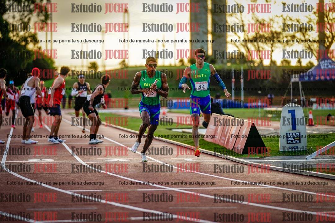 Fotos de los relevos 4x400 m de varones