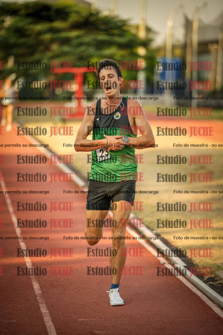 Fotos de los 5000 m llanos de mujeres y varones