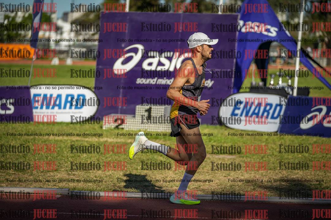 Fotos de los 5000 m llanos de varones