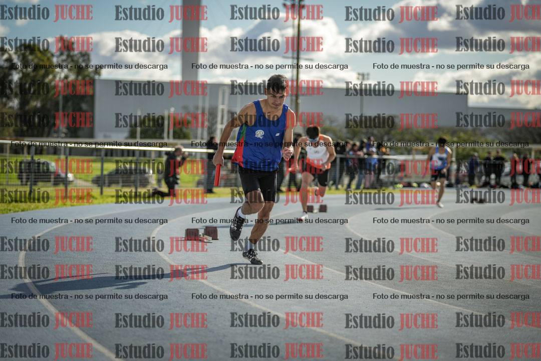 Fotos de las postas 4x400 m llanos de varones