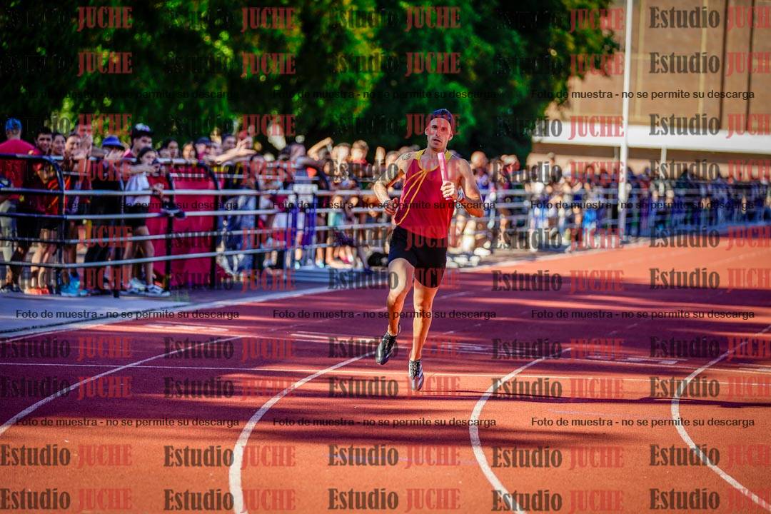 Fotos de las postas 4x100 m de varones