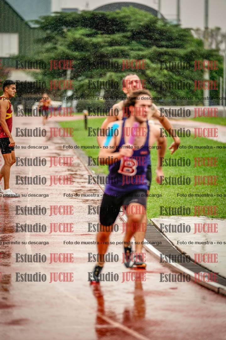 Fotos de las postas 4x400 m de varones