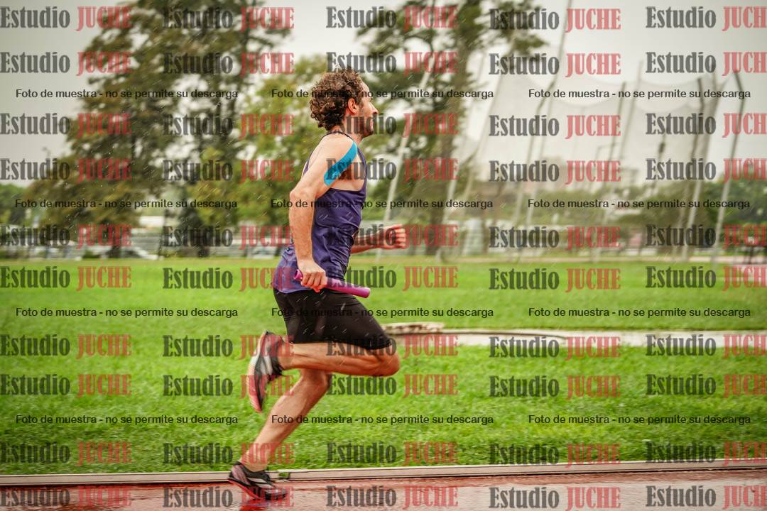 Fotos de las postas 4x400 m de varones