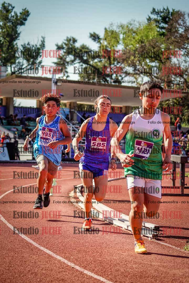 Fotos de los 600 m llanos de varones