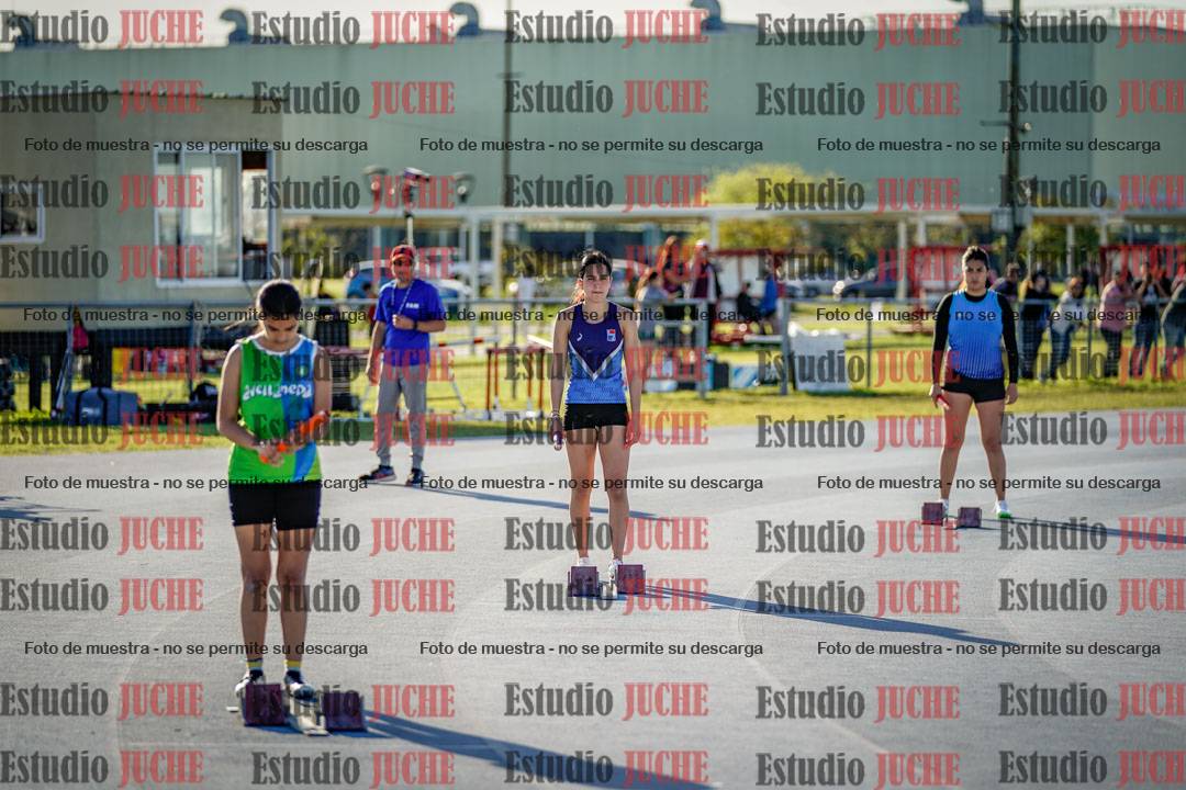 Fotos de las postas 4x100 m llanos de mujeres