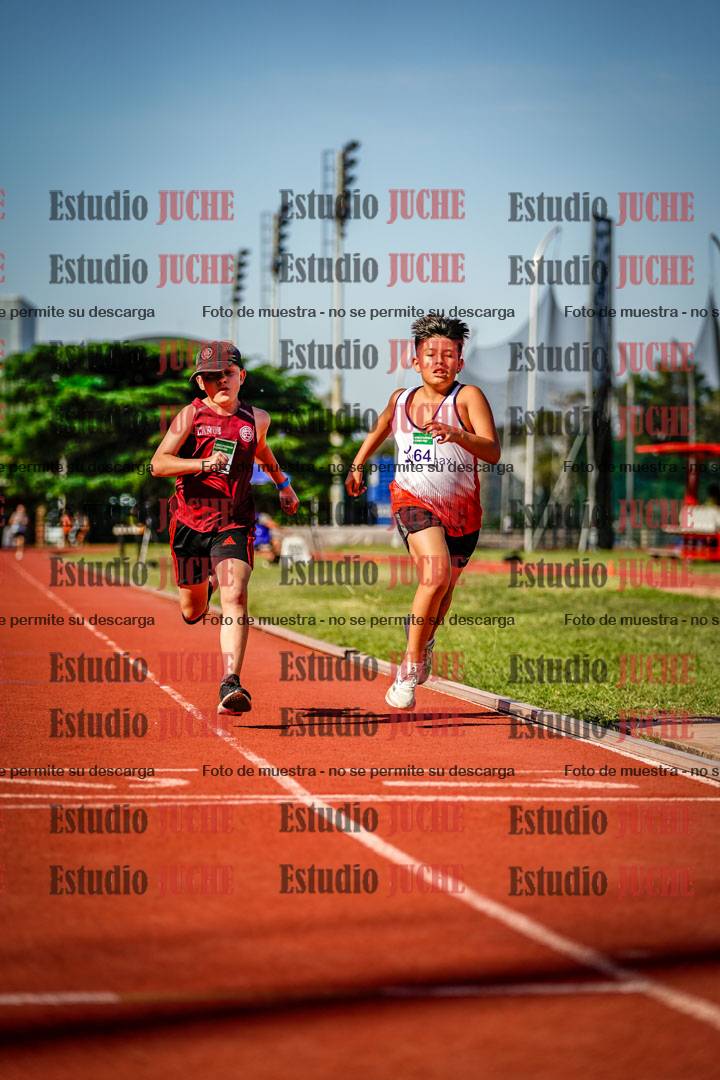 Fotos de los 1000 m llanos de varones