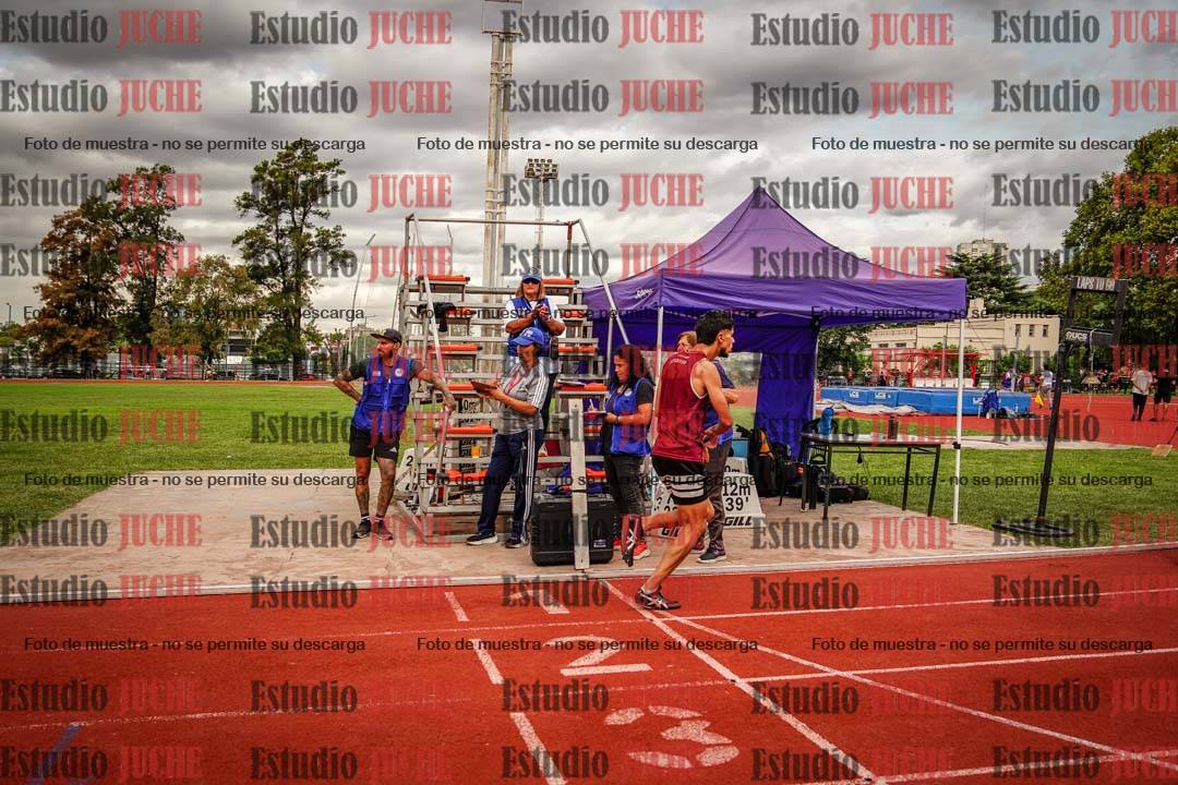 Fotos de los 800 m de varones