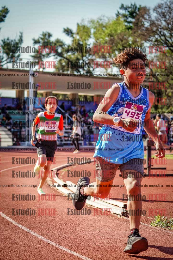Fotos de los 600 m llanos de varones