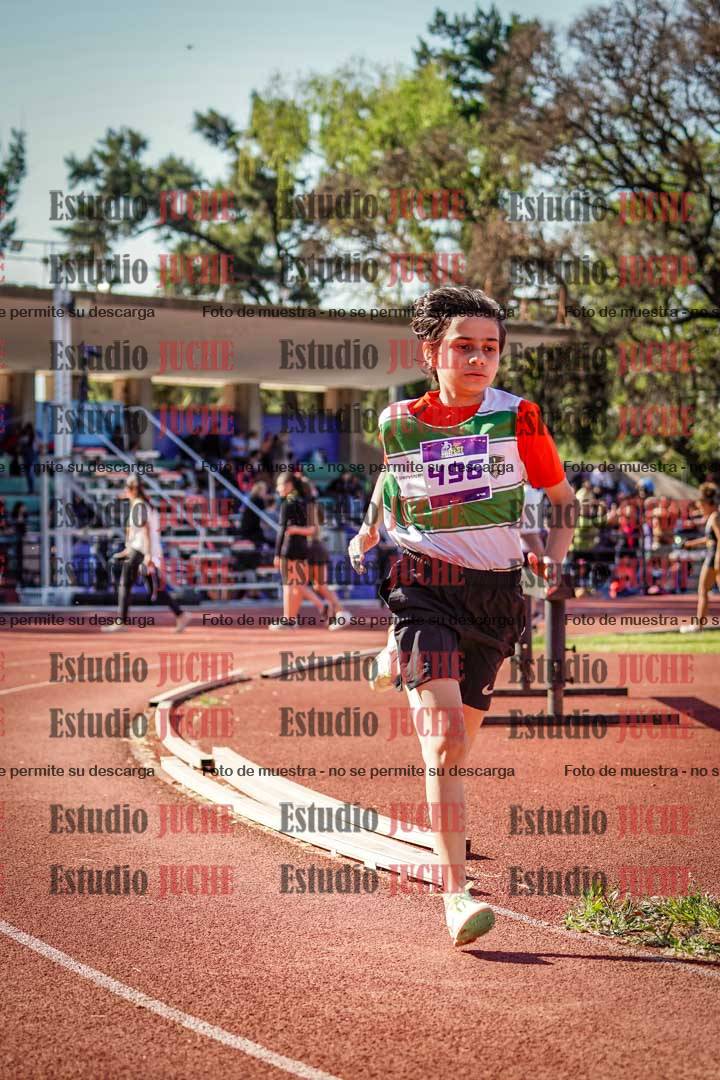 Fotos de los 600 m llanos de varones