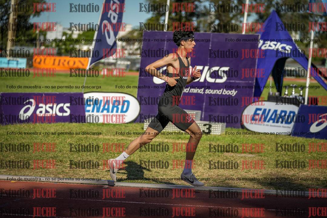 Fotos de los 5000 m llanos de varones