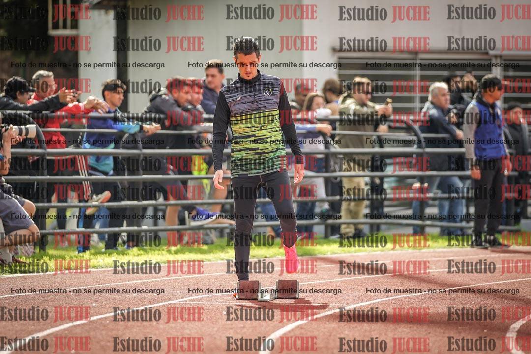 Fotos de los 400 m llanos de varones