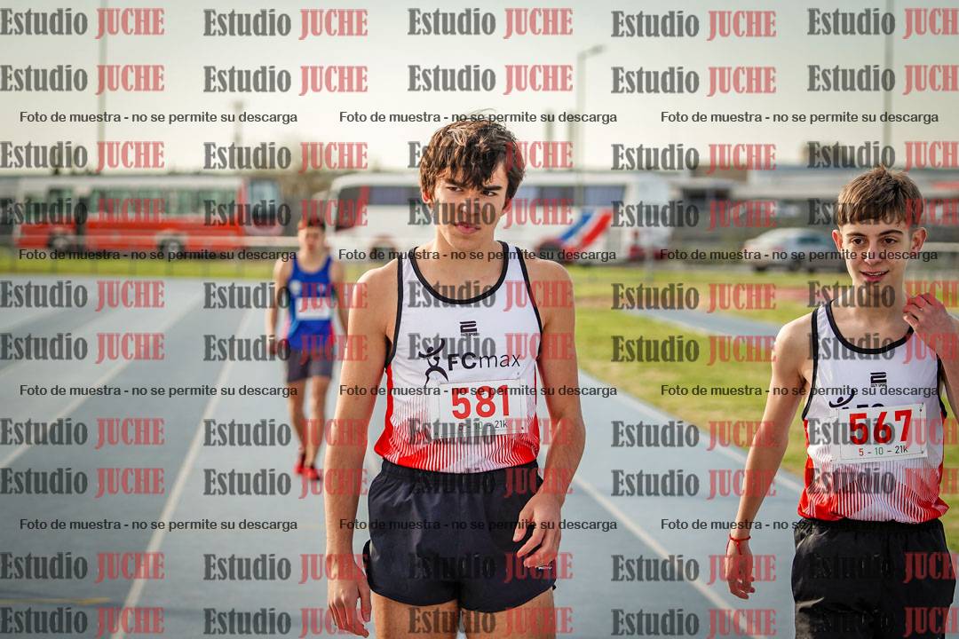 Fotos de los 1500 m llanos de varones