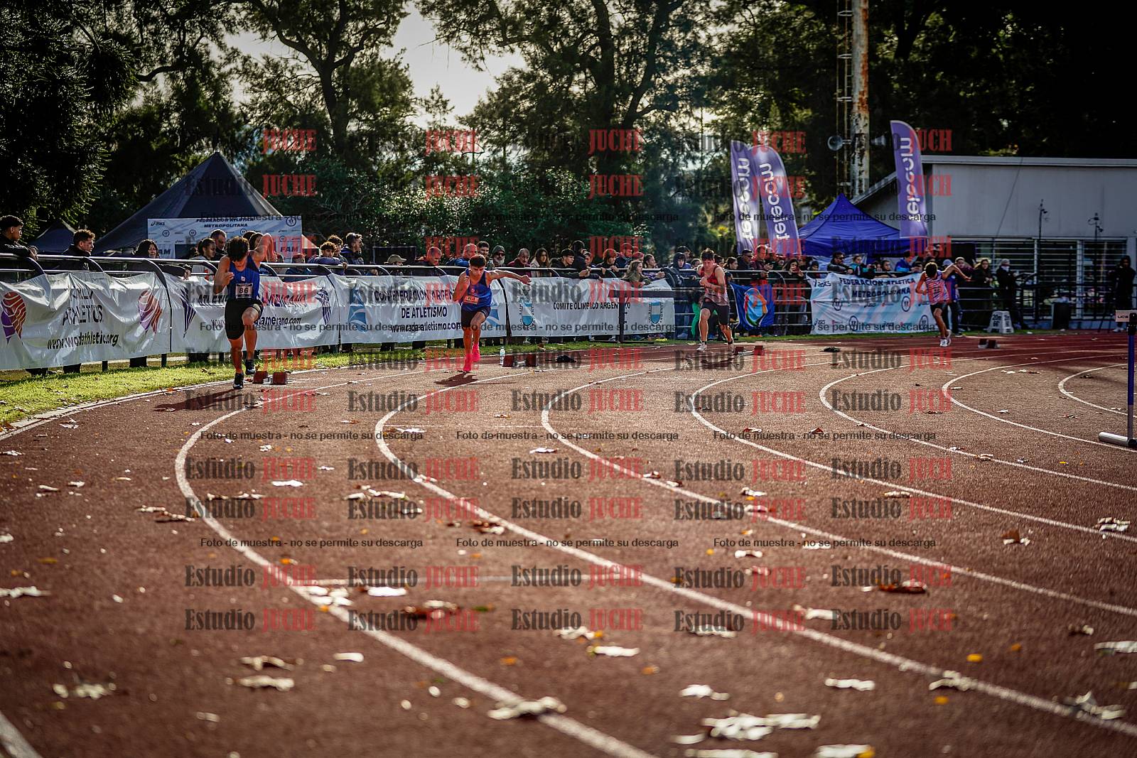 Fotos de los 400 m con vallas de varones