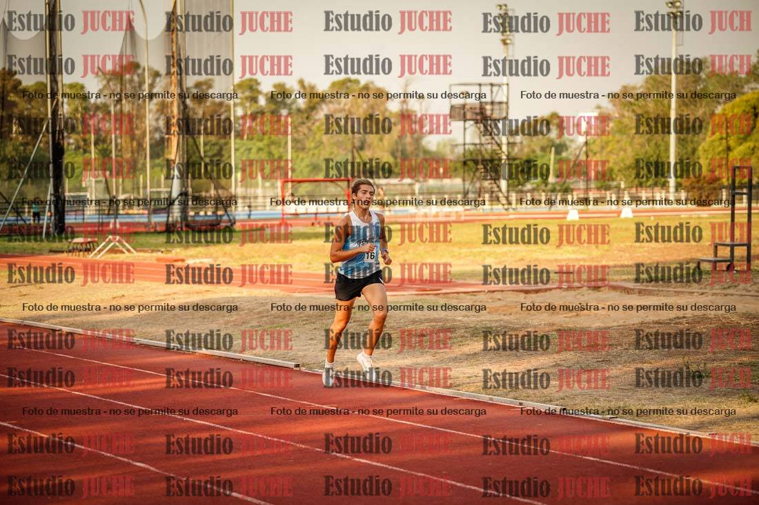 Fotos de los 5000 m llanos de mujeres y varones