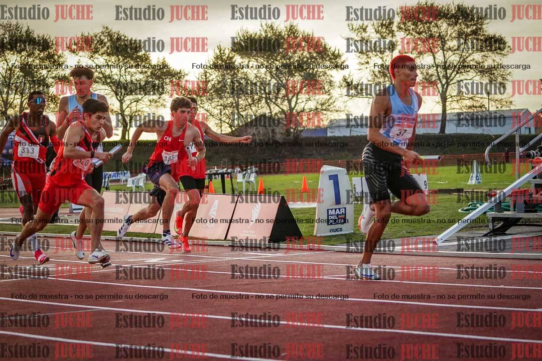 Fotos de los relevos 4x400 m de varones