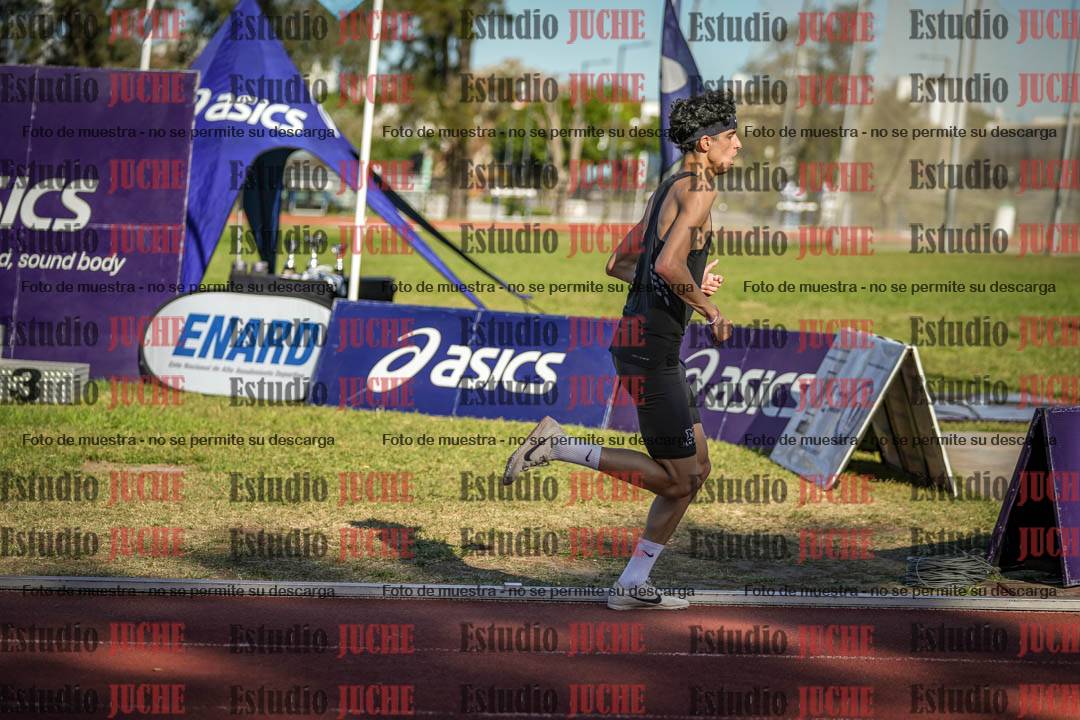 Fotos de los 5000 m llanos de varones