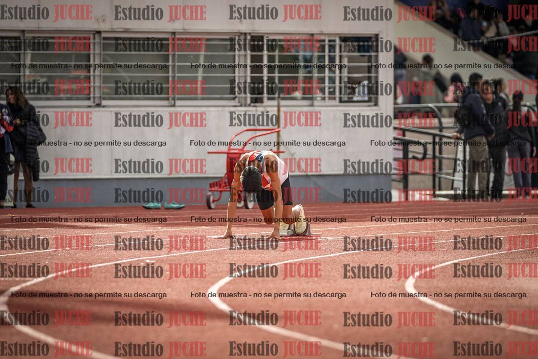 Fotos de los 400 m llanos de varones
