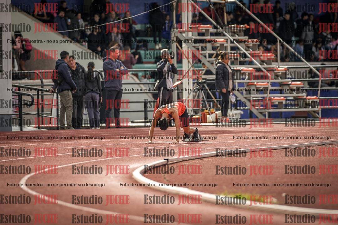 Fotos de los 400 m llanos de varones