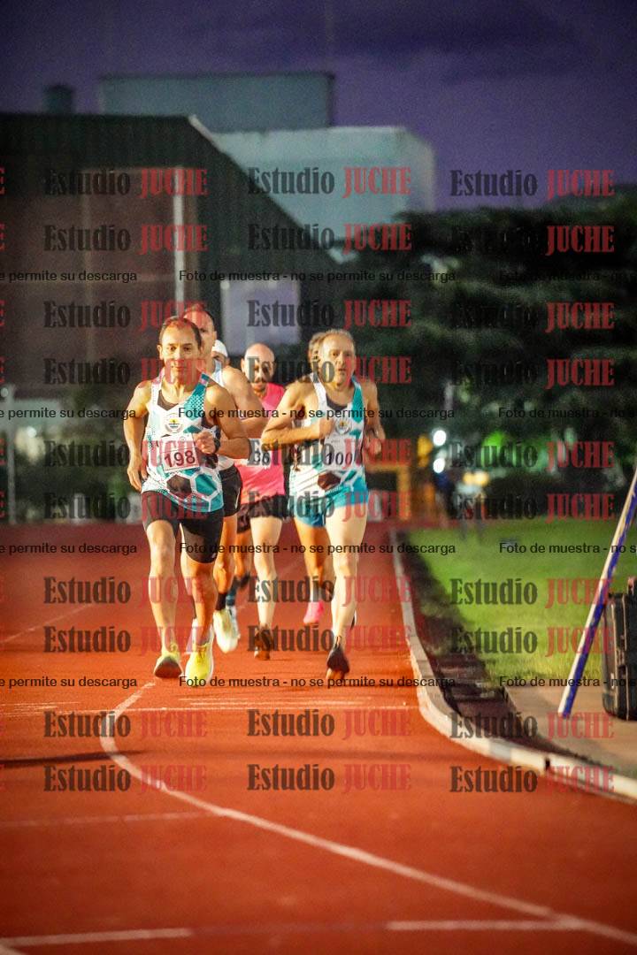 Fotos de los 1500 m llanos de varones