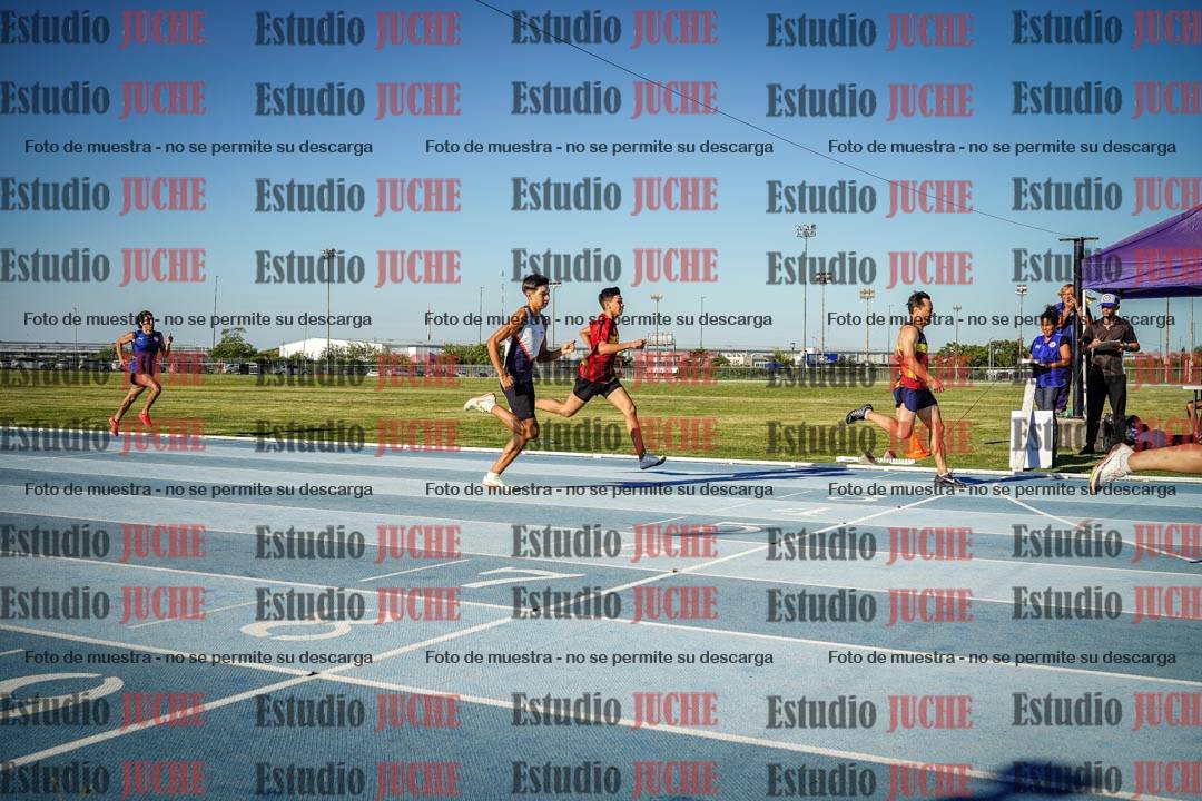 Fotos de los 400 m llanos de varones