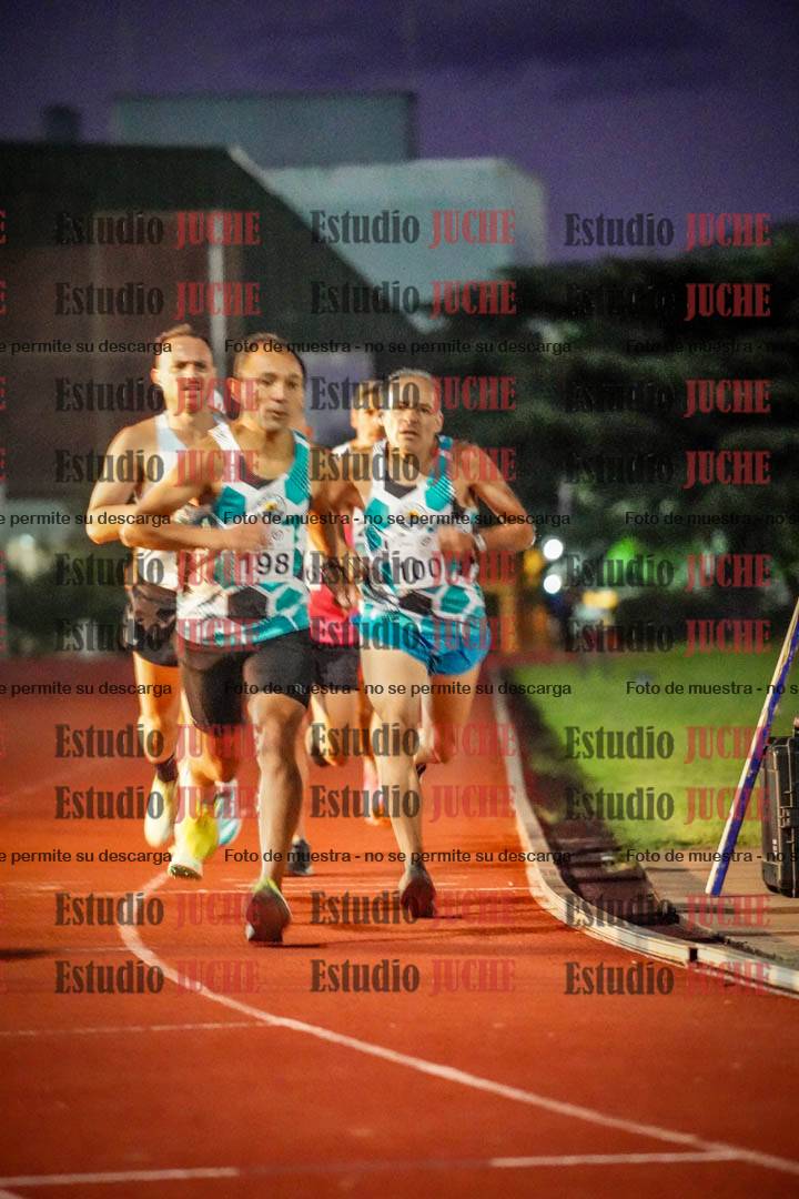 Fotos de los 1500 m llanos de varones