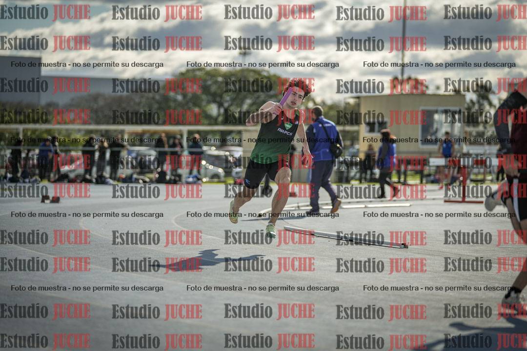 Fotos de las postas 4x400 m llanos de varones