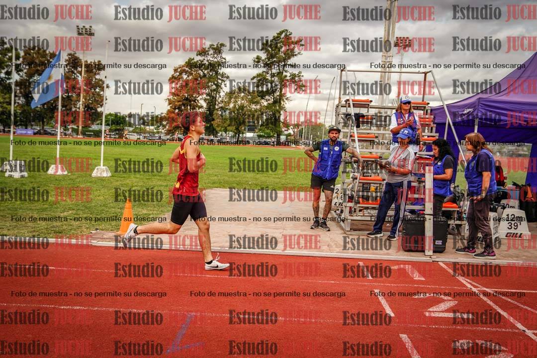 Fotos de los 800 m de varones